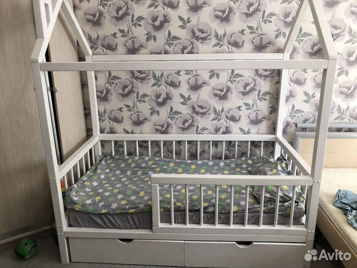 Детская кровать домик бу