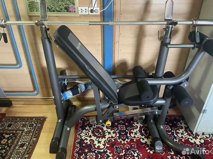 Скамья для жима со стойками и штангой