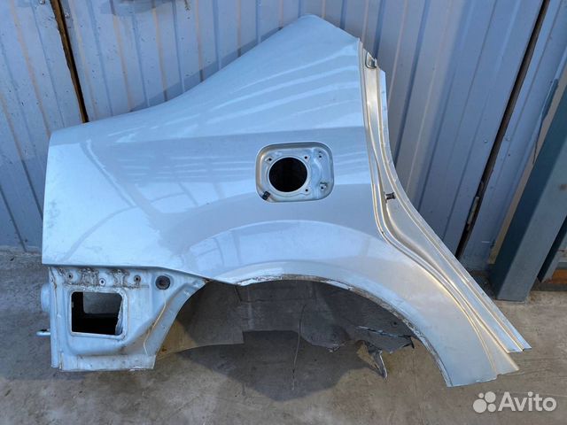 Б/У крыло задний правый Renault Logan 1 LS0A