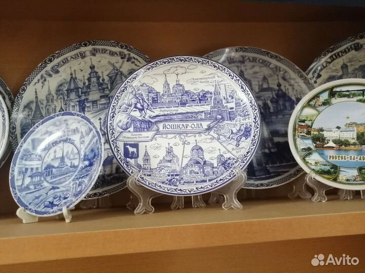 Настенная тарелка