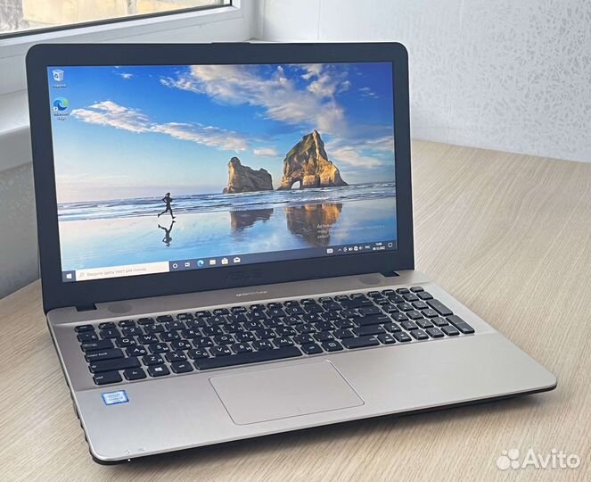 Быстрые ноутбуки для работы 2019-2021, 8Гб, 256SSD