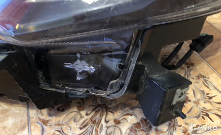 Фара левая Nissan X-Trail T32 с 2017- н.в