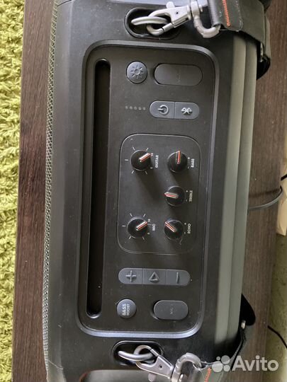 Колонка JBL Partybox on the go