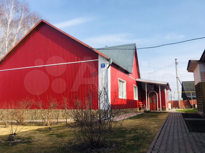 Дом 97,3 м² на участке 8,5 сот.