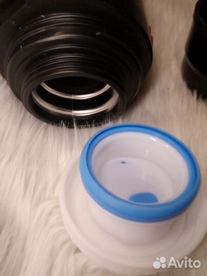 Термос 2 литра новый