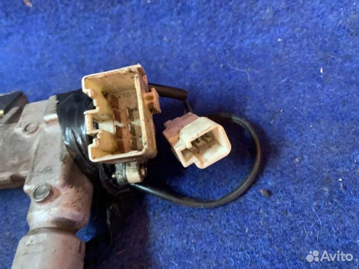 Замок зажигания Toyota Mark 2 JZX105 1JZ-GE 1997