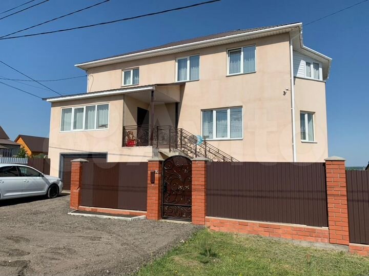 Дом 270 м² на участке 10 сот.