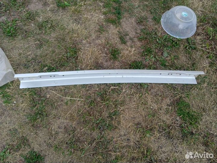 Элемент бампера ваз 2105