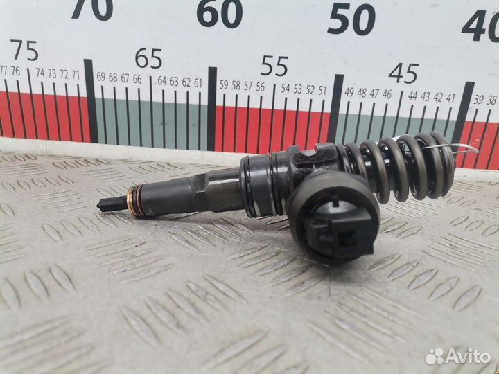 Форсунка для Volkswagen Golf 4
