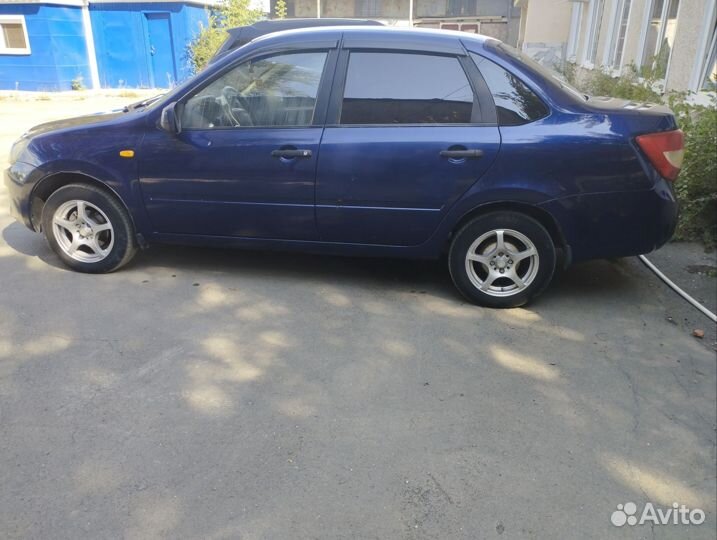 LADA Granta 1.6 МТ, 2012, 188 000 км