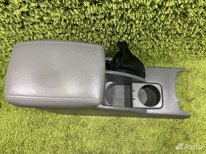 Подлокотник Chevrolet Lacetti J200