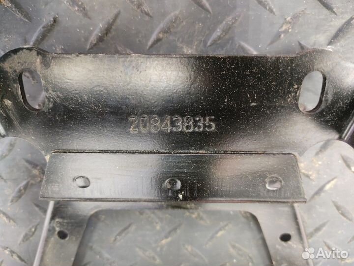 Кронштейн блока предохранителей Volvo FH, Volvo FM