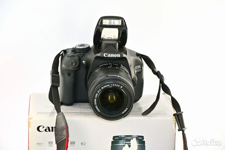 Canon EOS 600D/T3i 18.0MP цифрозеркалка Kit 18-55