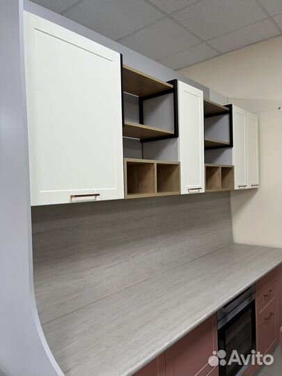 Кухонный гарнитур новый