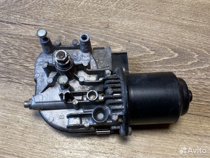 Volkswagen passat б6 моторчик стеклоочистиля