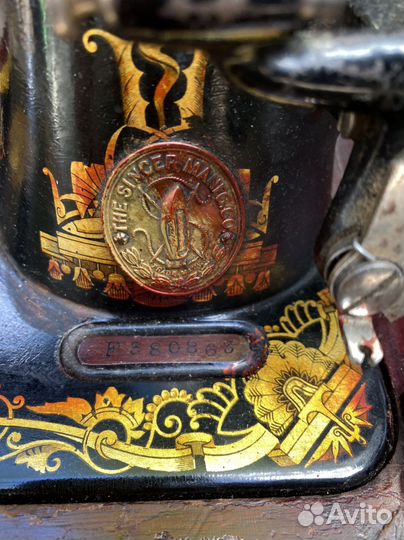 Швейная машина Зингер ручная