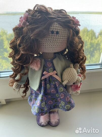 Вязанная кукла