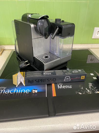 Кофемашина капсульная Nespresso DeLonghi EN520