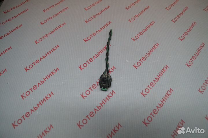 Nissan 21481-BM410 Разъем моторчика вентилятора