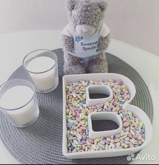 Тарелка буква В