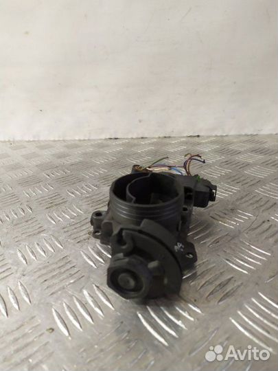 Дроссельная заслонка Peugeot 206 универсал 1.4 KFW