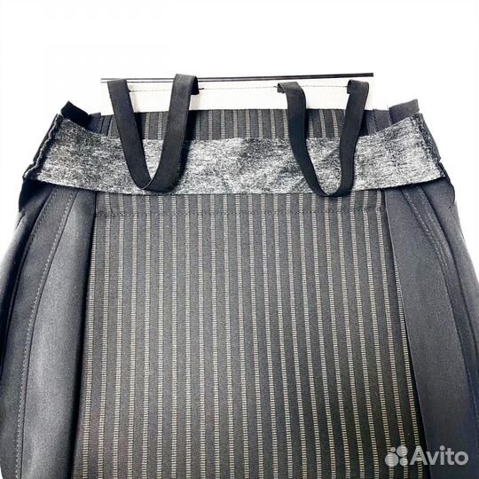 Обивка сиденья (ткань) спереди правая 6RU881406fwm