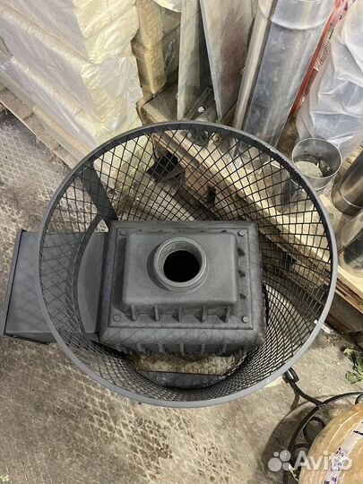 Чугунная печь для бани Кольчуга 18 со стеклом