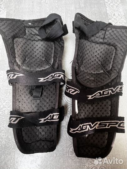 Мотонаколенники