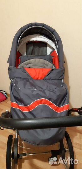 Прогулочная коляска 2 в 1