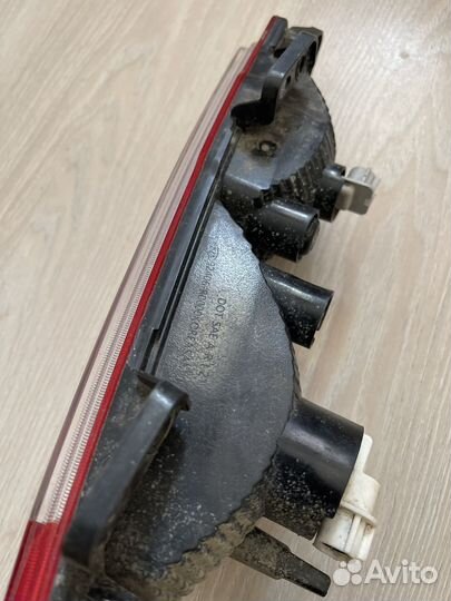 Kia carnival фонарь задний в бампер