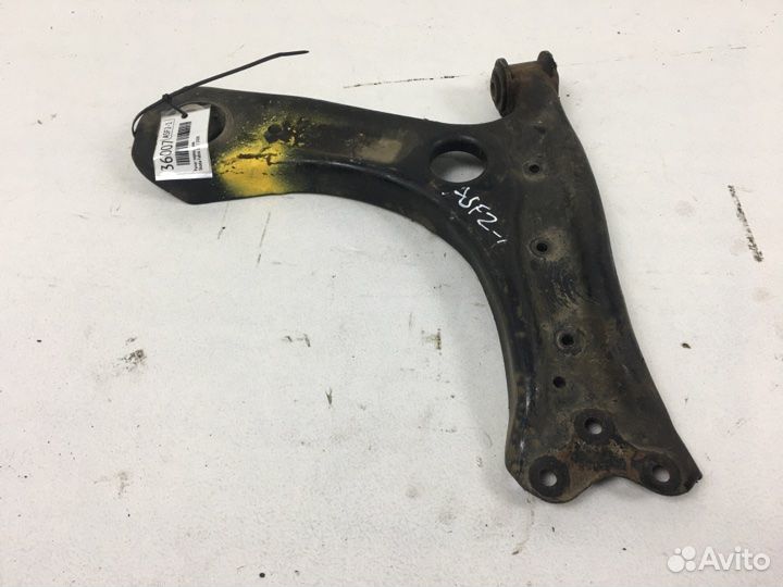 Рычаг передний правый Skoda Fabia 1.2 I 2008