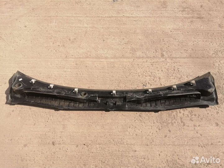 Жабо, водосток Рено Меган 3, Флюенс