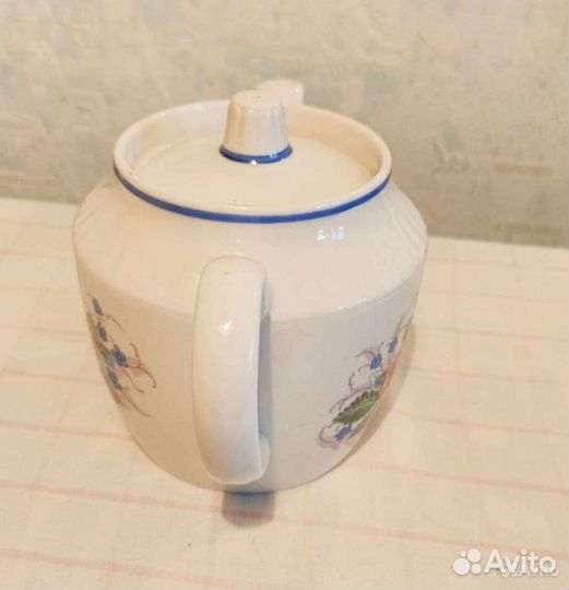 Горшки керамические и чайники заварочные