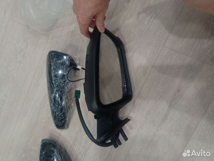 Зеркала на гранту