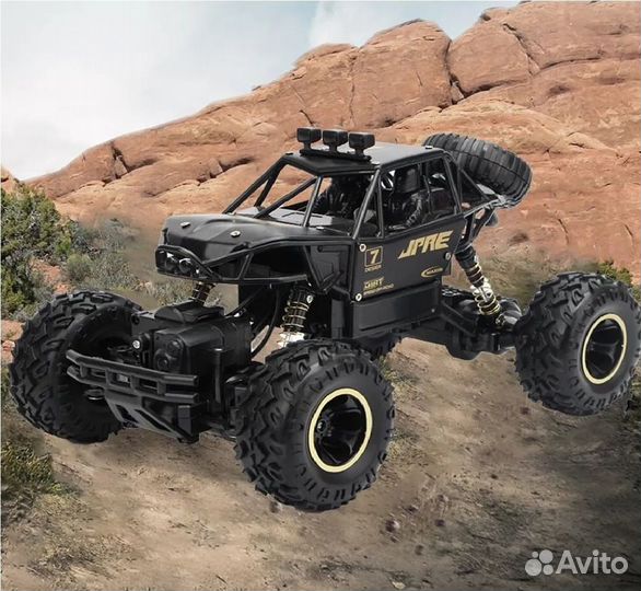 Машинка на радиоуправлении. Черная 4x4