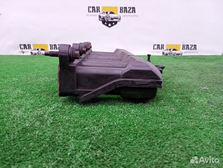 Коллектор впускной Ford Transit