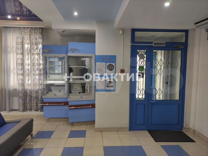 Сдам торговое помещение, 162 м²