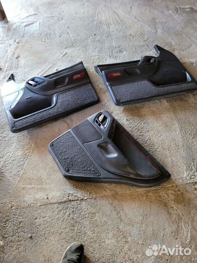 Обшивки дверей на джип чероки