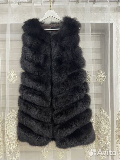 Меховая жилетка