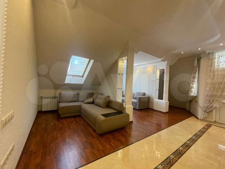 3-к. квартира, 86 м², 4/4 эт.