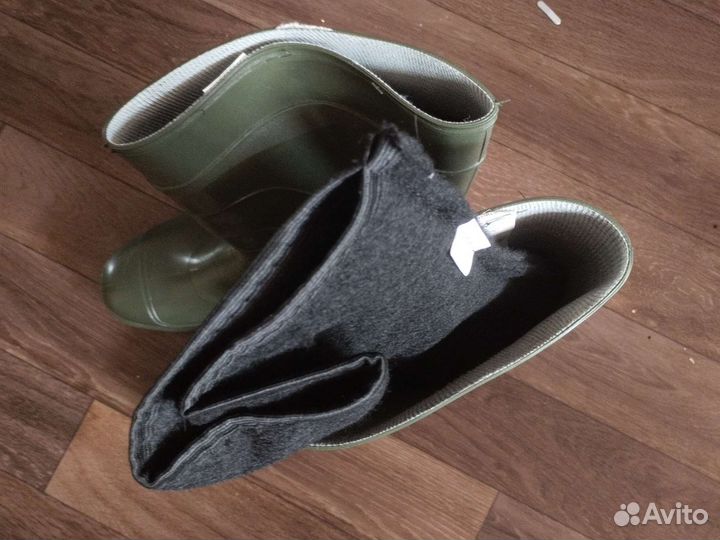 Резиновые сапоги
