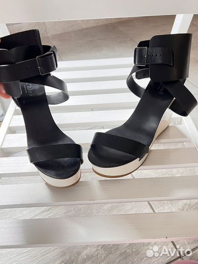 Босоножки Chloe 37 на узкую ножку