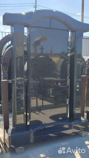 Памятник из гранита габбро-диабаз №27