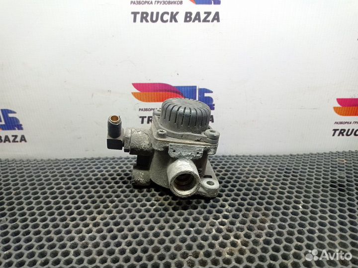 Клапан ускорительный