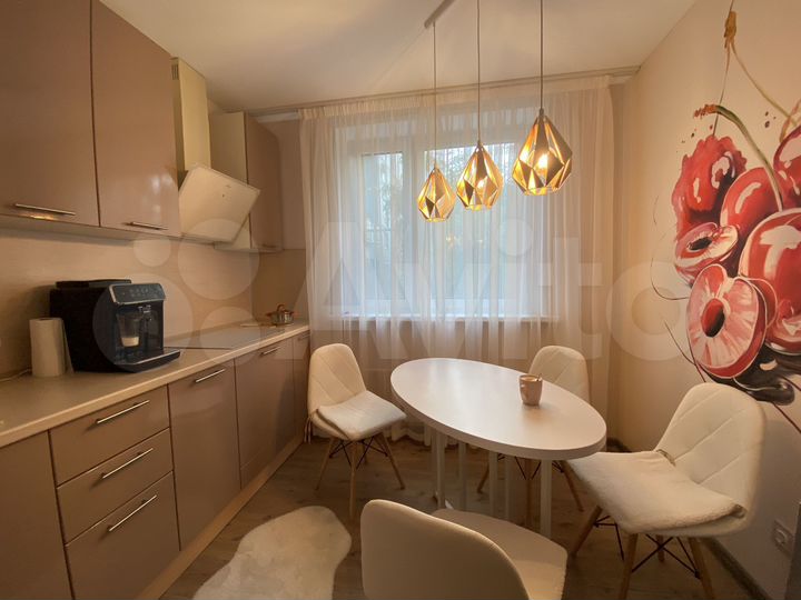 3-к. квартира, 62 м², 3/12 эт.