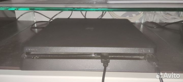 Ps4 slim 1tb