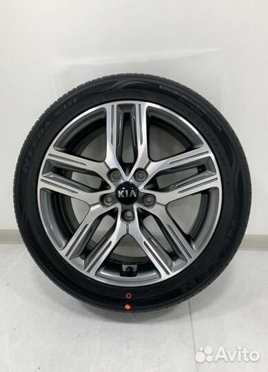 Новые Kia Cerato Restyling, Michelin 225/45 R17