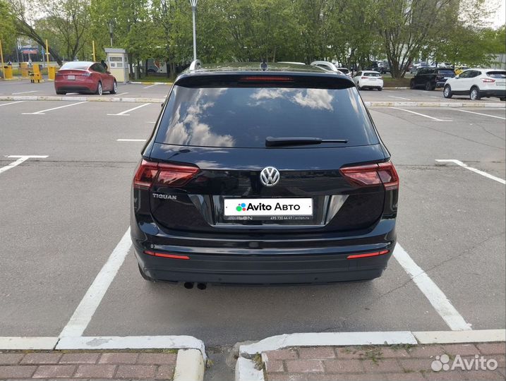 Volkswagen Tiguan 1.4 AMT, 2018, 111 000 км