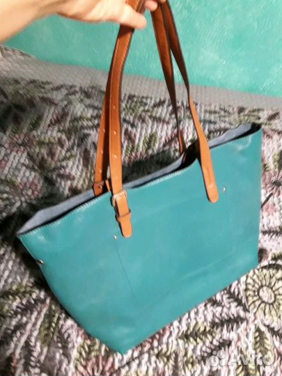 Сумка женская,новая,кожаная, с вкладышем еще одной