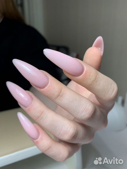 Наращивание ногтей